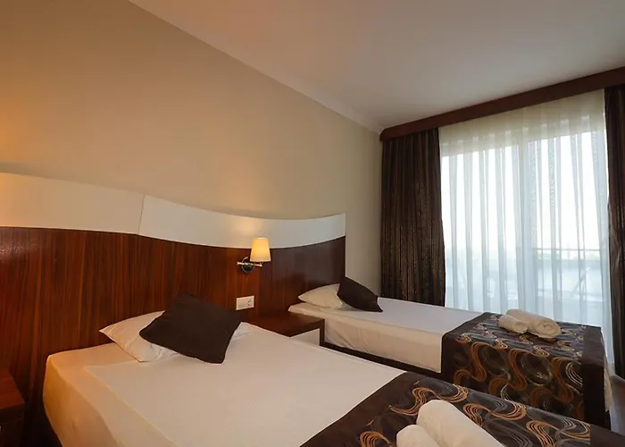 Throne & Cenger (Manavgat)