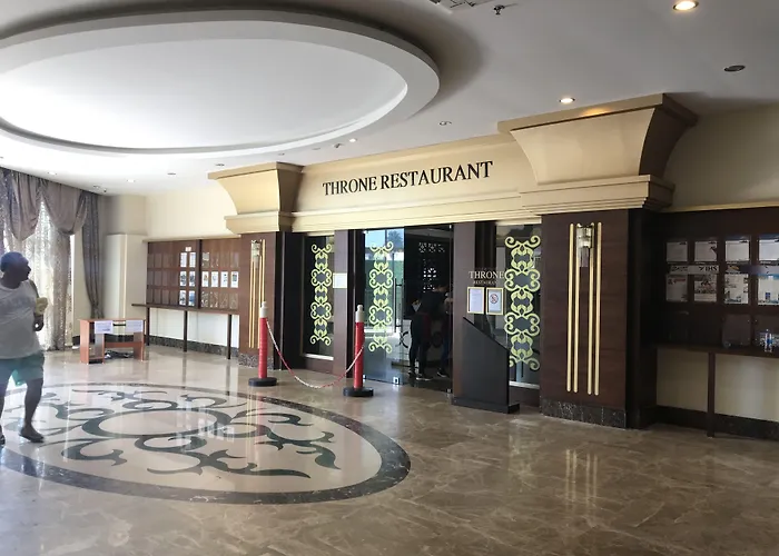 Throne & Hotel Cenger (Manavgat)