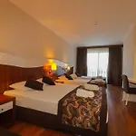 Ξενοδοχείο Throne & Cenger (Manavgat)